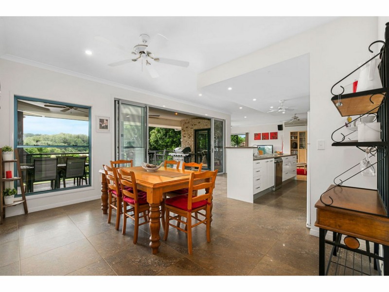 400 Blackall Range Road, West Woombye QLD 4559