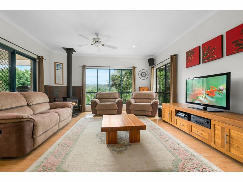 400 Blackall Range Road, West Woombye QLD 4559
