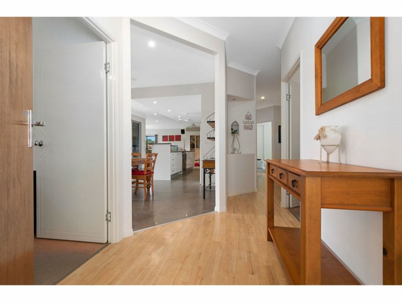 400 Blackall Range Road, West Woombye QLD 4559