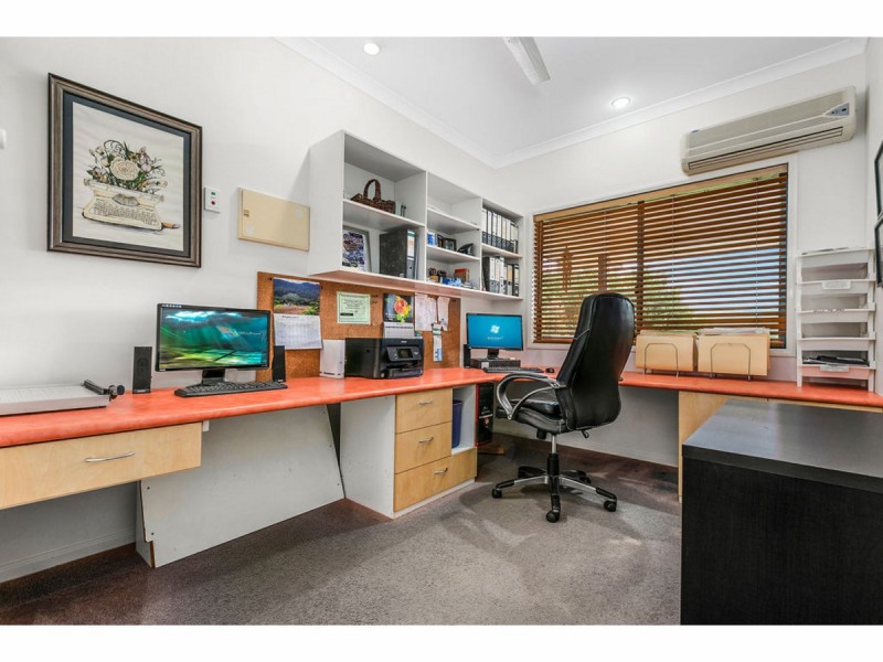 400 Blackall Range Road, West Woombye QLD 4559