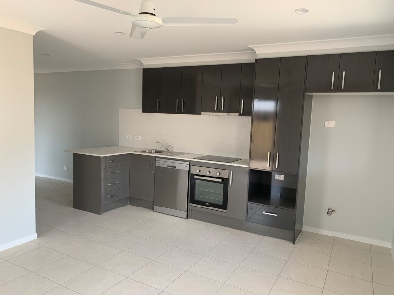 2/9 Reo Place, Yandina QLD 4561