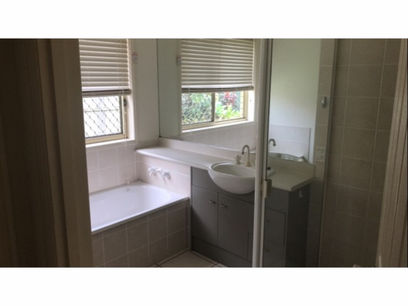 35 Dorian Crescent, Sippy Downs QLD 4556