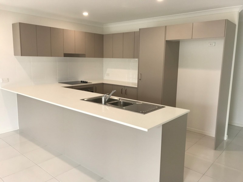 1/18 Mellumbrook Drive, Landsborough QLD 4550