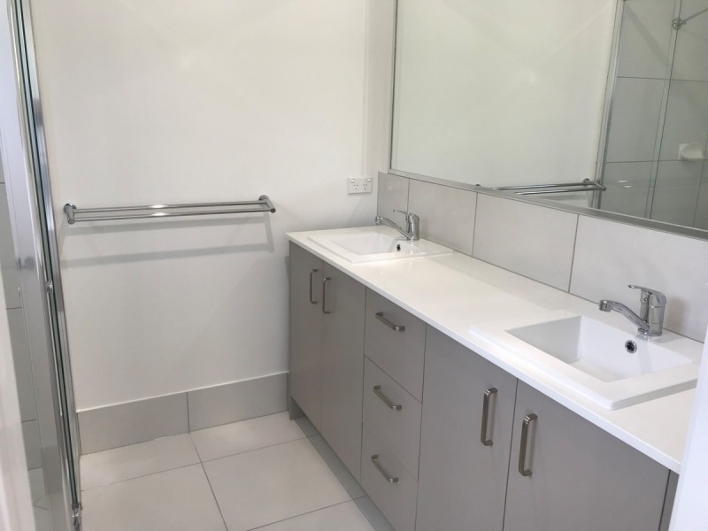 1/18 Mellumbrook Drive, Landsborough QLD 4550