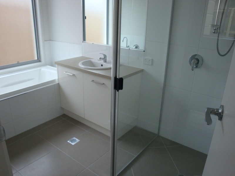 13 Forest Grove Crescent, Sippy Downs QLD 4556