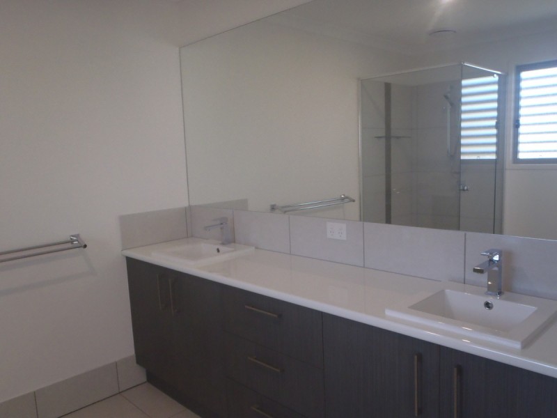 16 Macleay Lane, Maroochydore QLD 4558