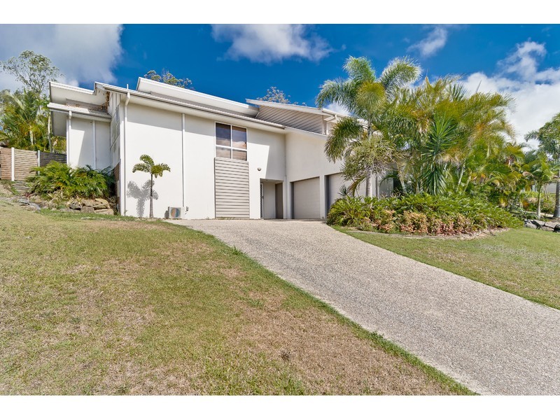11 Ridge Court, Mooloolah Valley QLD 4553