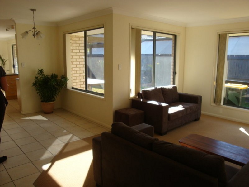 1 Constance Lane, Sippy Downs QLD 4556