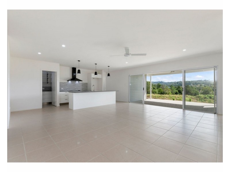 43 Altitude Drive, Burnside QLD 4560
