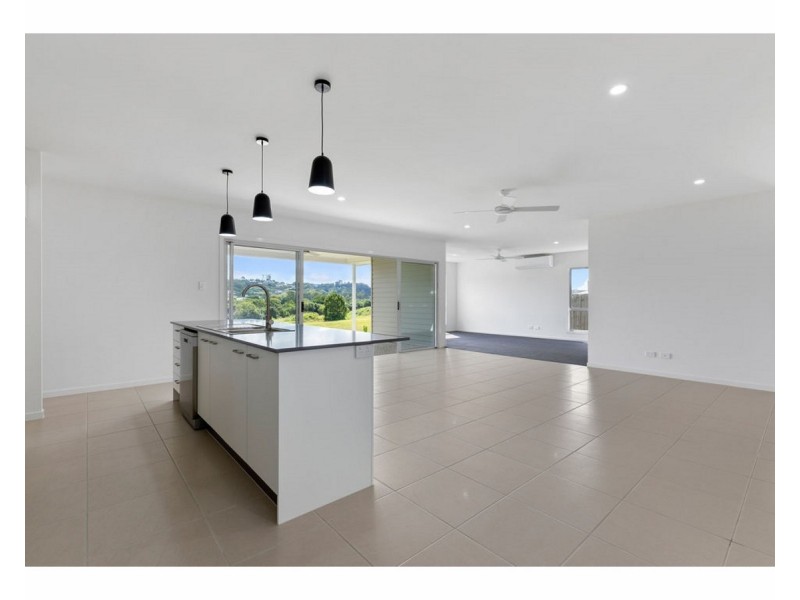 43 Altitude Drive, Burnside QLD 4560