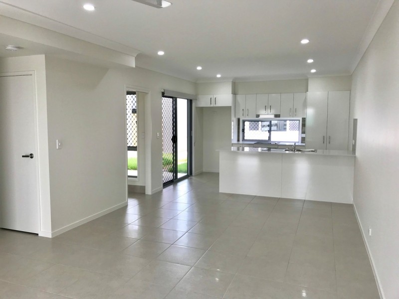 32 Harmony Boulevard, Palmview QLD 4553