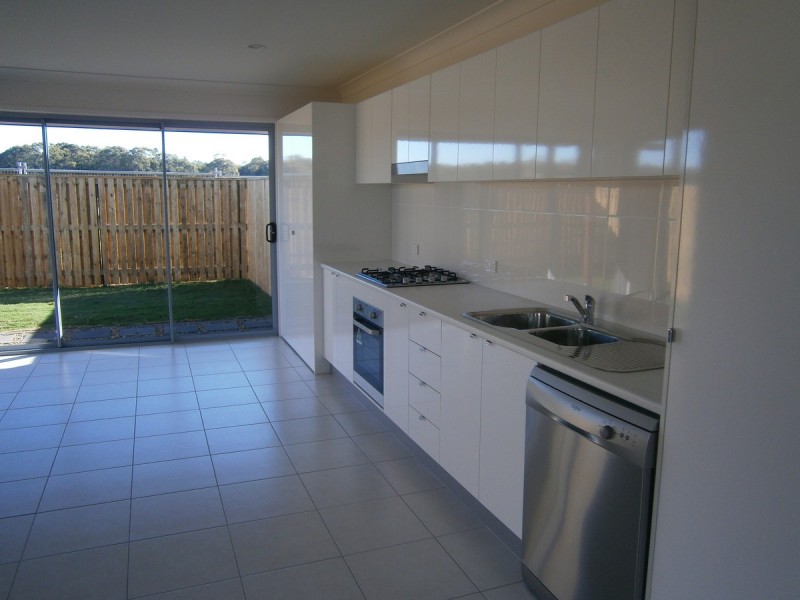2/97 Creekwood Avenue, Meridan Plains QLD 4551