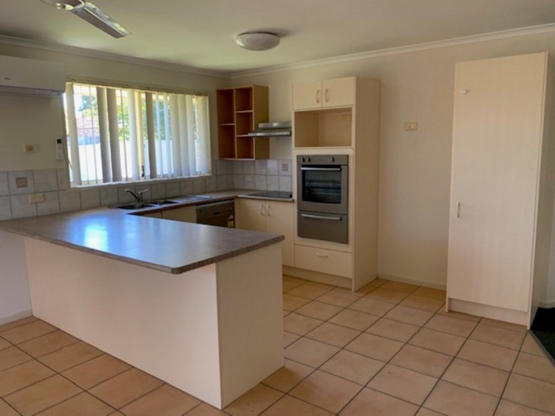 2 Sorbonne Close, Sippy Downs QLD 4556