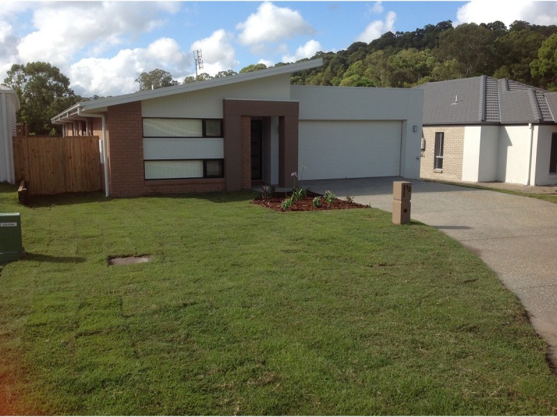 13 Observation Circuit, Nambour QLD 4560
