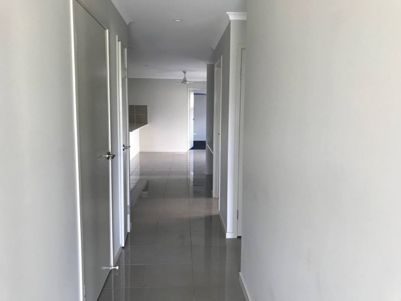 1/42 Featherwood Crescent, Beerwah QLD 4519