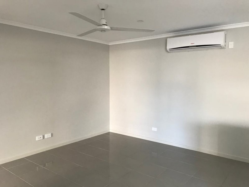 1/42 Featherwood Crescent, Beerwah QLD 4519