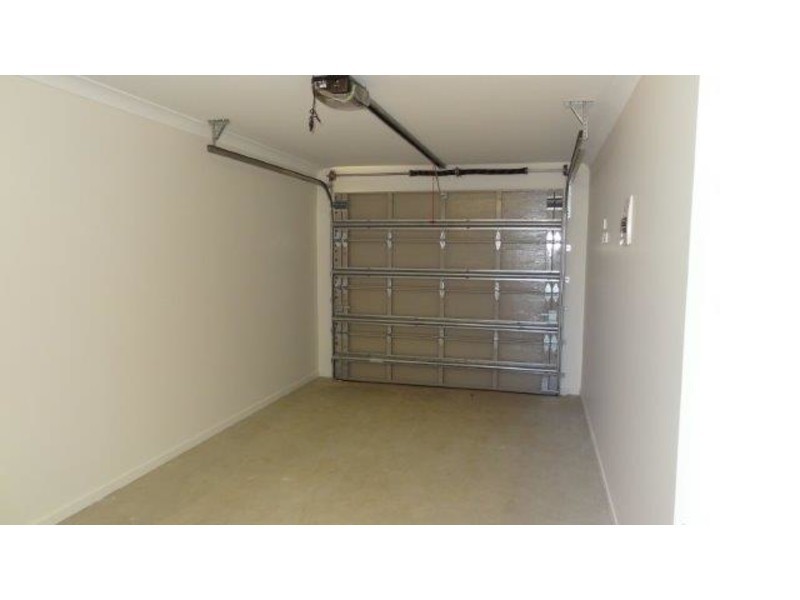 2/8 Bonney Street, Rural View QLD 4740