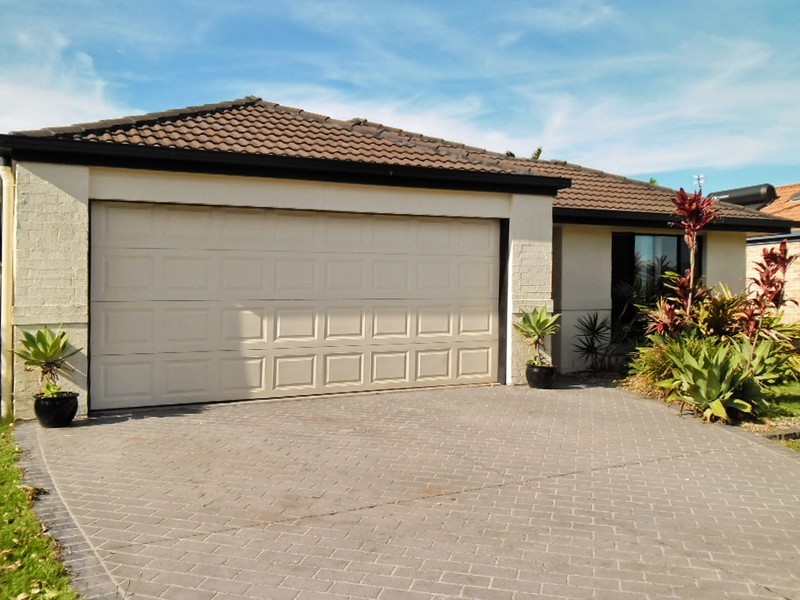 11 Dorian Crescent, Sippy Downs QLD 4556