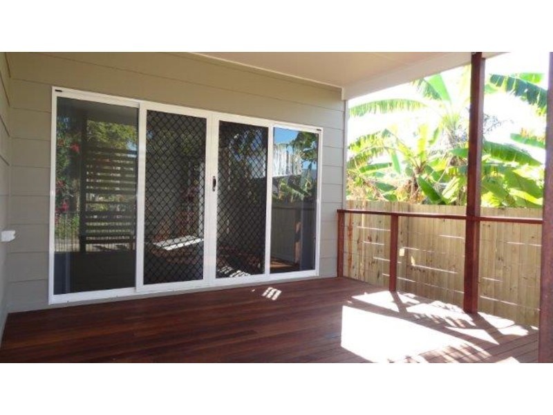 32 Vincent Street, South Mackay QLD 4740