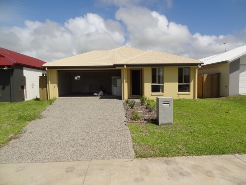 147 Whitehaven, Blacks Beach QLD 4740