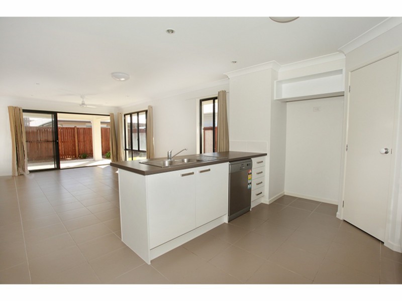 9 Barramundi Court, Mountain Creek QLD 4557