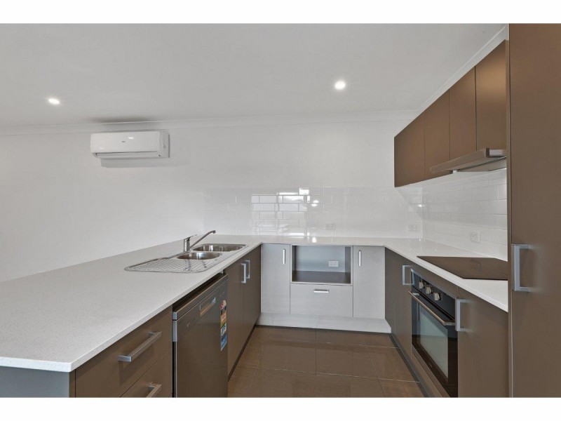 2/14 Observation Close, Nambour QLD 4560