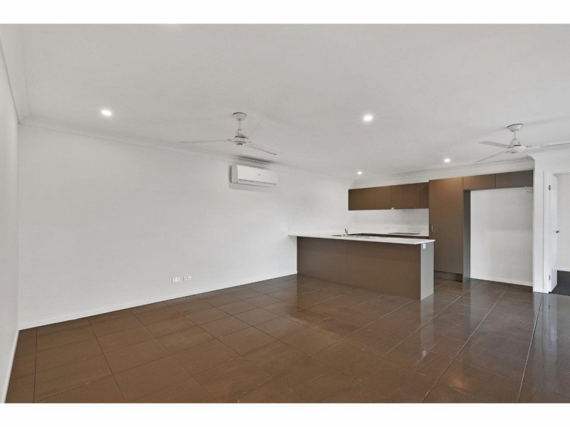 2/14 Observation Close, Nambour QLD 4560