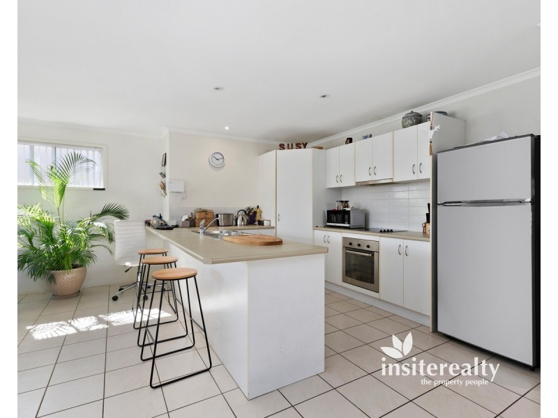 190 Karawatha Drive, Mountain Creek QLD 4557