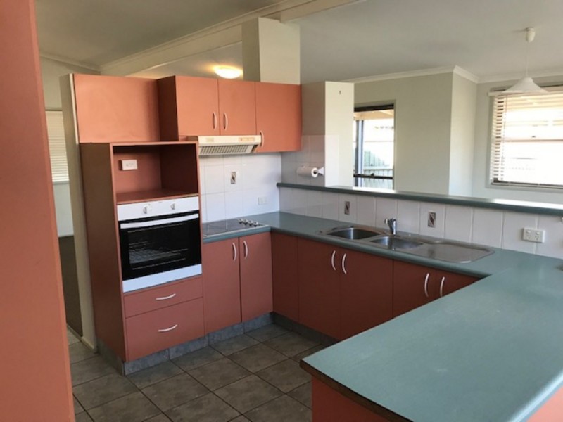 10 Kumbada Crt, Minyama QLD 4575