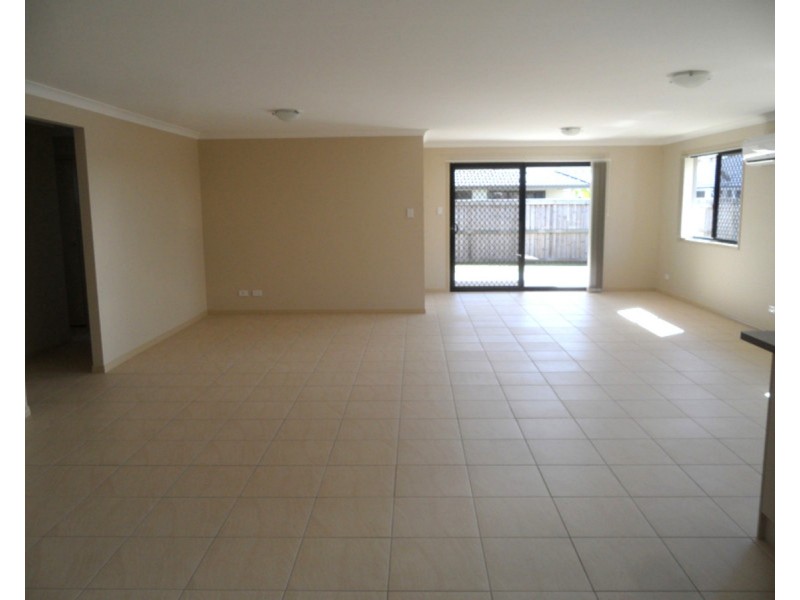 8 Bremer Street, Sippy Downs QLD 4556