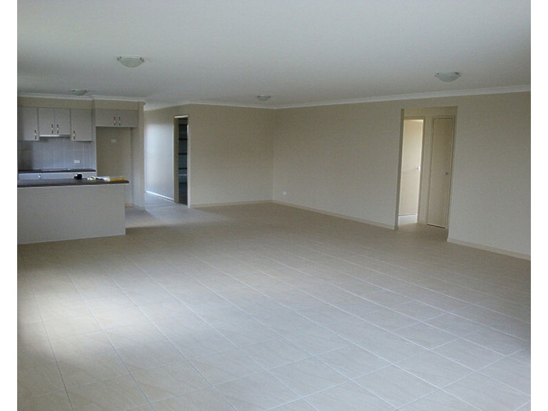 8 Bremer Street, Sippy Downs QLD 4556