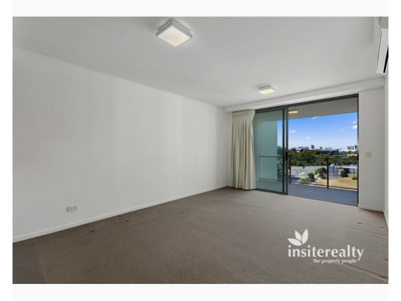 B5 / 2-10 Emporio Place, Maroochydore QLD 4558