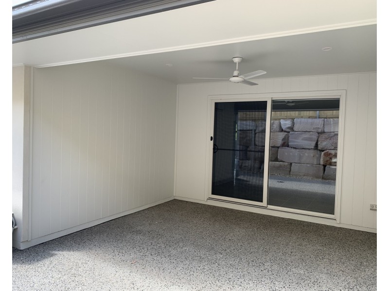 2/1 Citron Place, Palmwoods QLD 4555