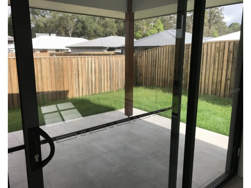 82 Creekside Drive, Nambour QLD 4560