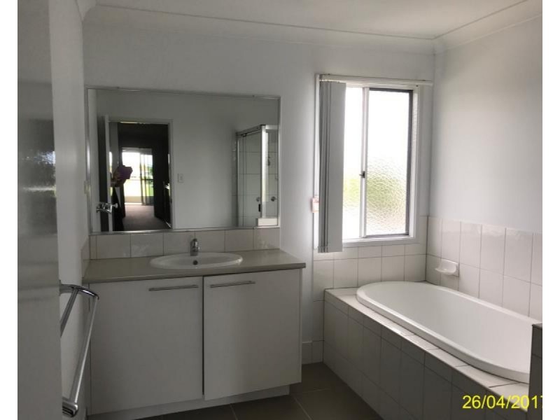 7 Eaton Street, Sippy Downs QLD 4556