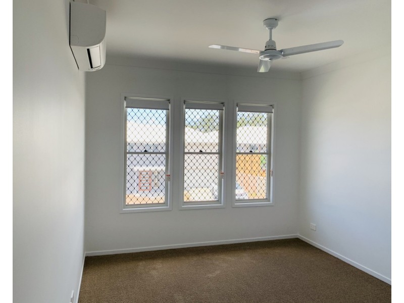 1/8 Kurrajong Circuit, Peregian Springs QLD 4573