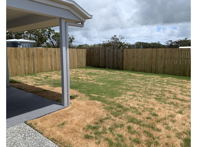 1/8 Kurrajong Circuit, Peregian Springs QLD 4573