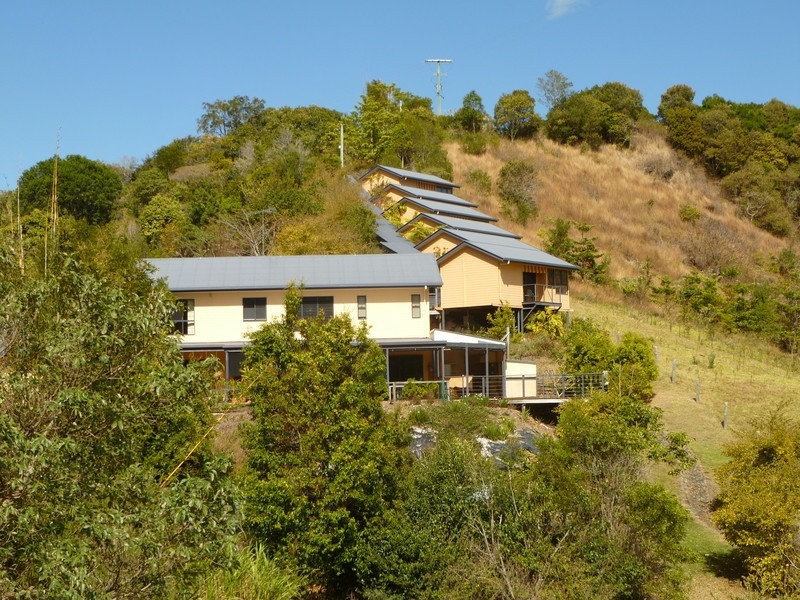 11 Hovard Road, Maleny QLD 4552