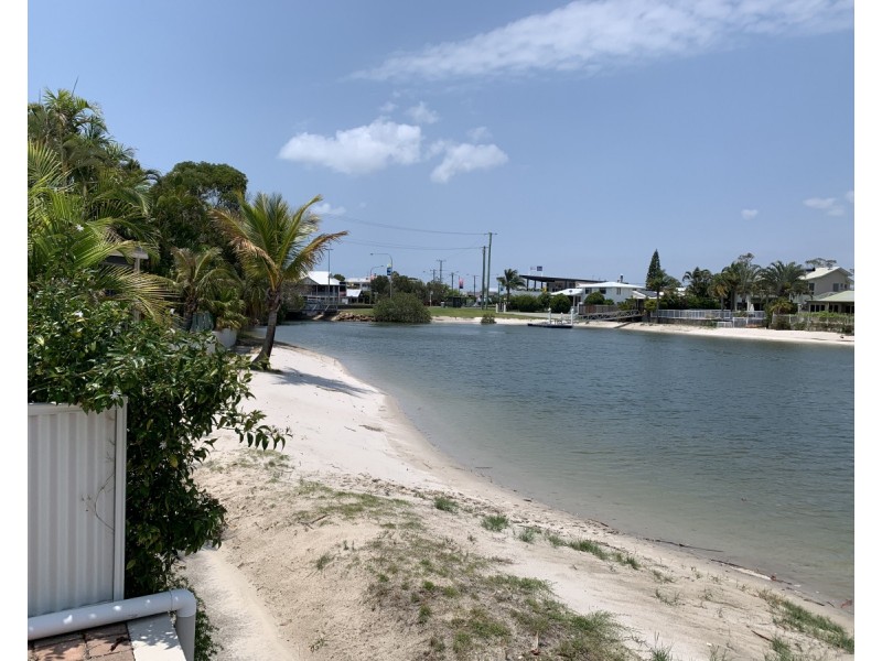 2/7 Woomba Place, Mooloolaba QLD 4557