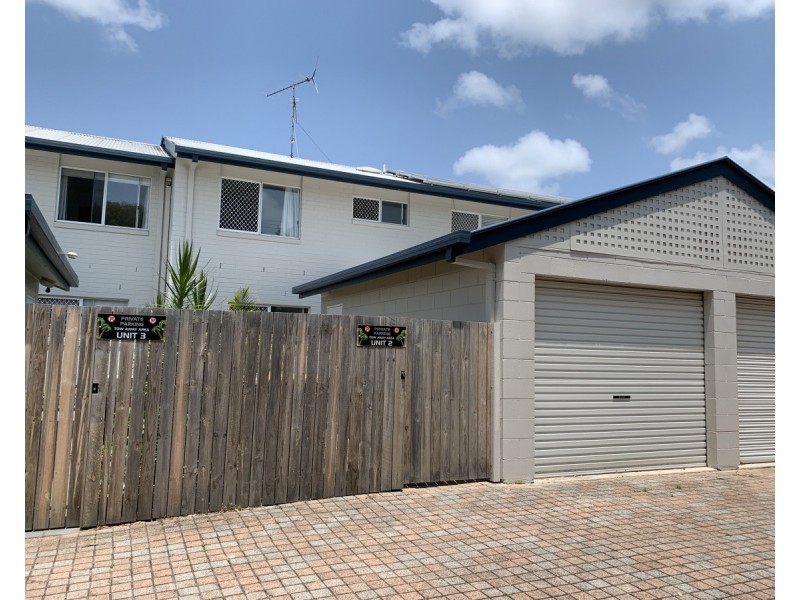 2/7 Woomba Place, Mooloolaba QLD 4557