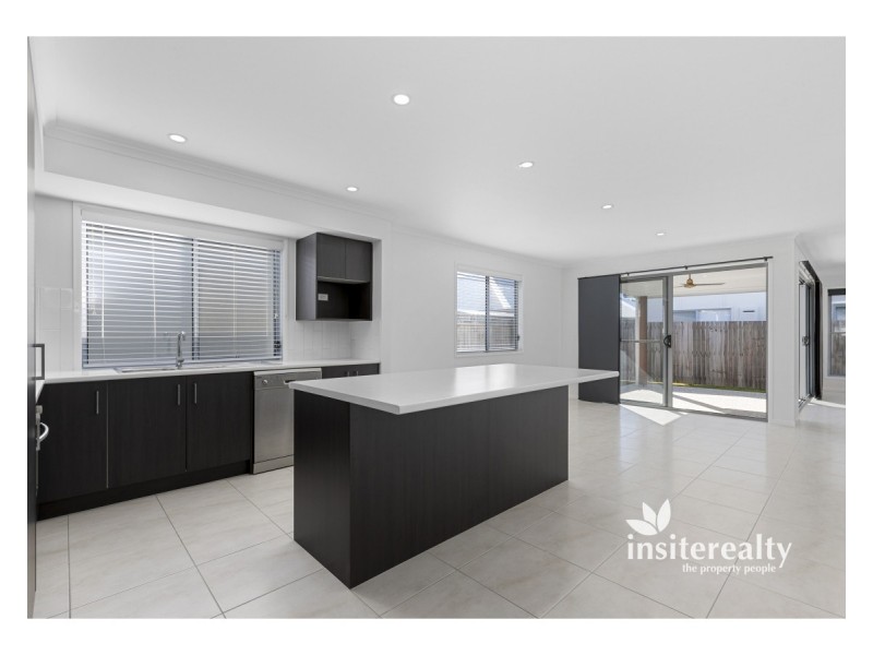 6 Foxtail Circuit, Mountain Creek QLD 4557