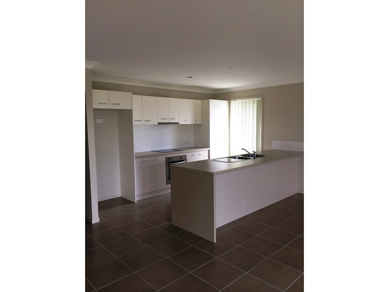 66 Dawson Boulevard, Rural View QLD 4740