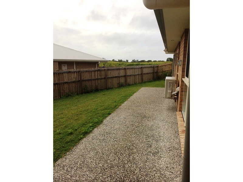 66 Dawson Boulevard, Rural View QLD 4740