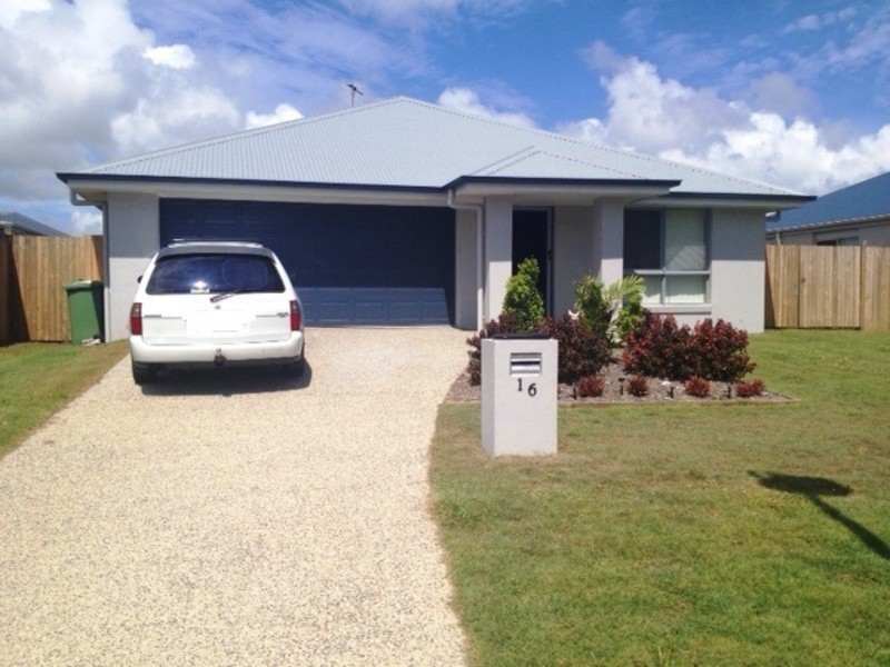 16 Warilla View, Blacks Beach QLD 4740