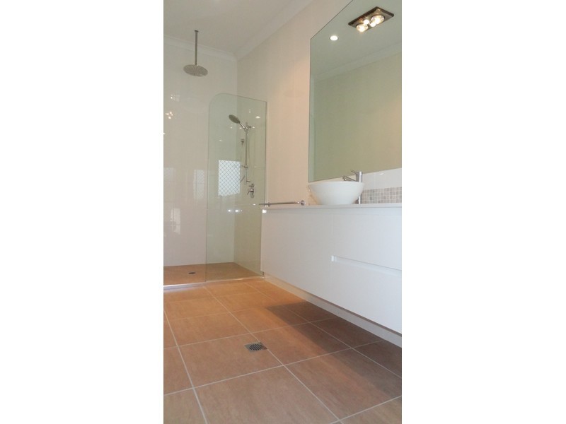 7B Danelles Way, Eimeo QLD 4740