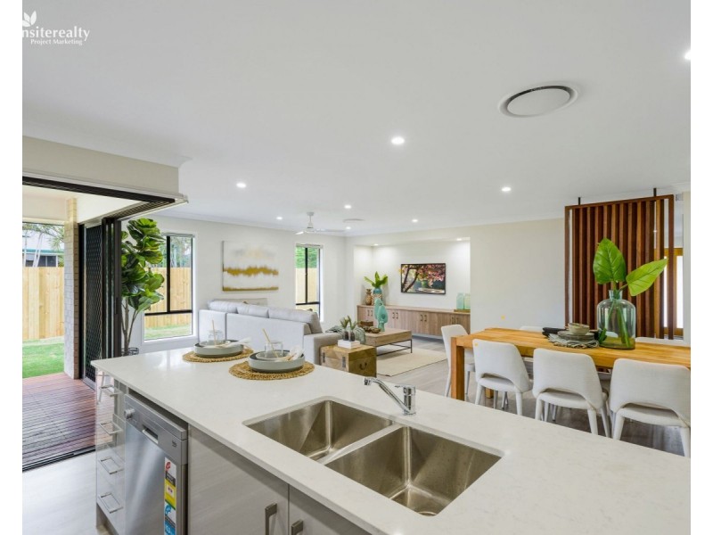 Coonowrin Road, Glass House Mountains QLD 4518