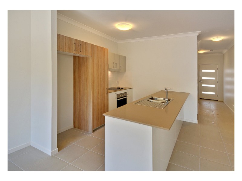 24/17 Greensboro Place, Little Mountain QLD 4551