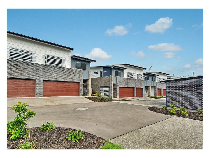 24/17 Greensboro Place, Little Mountain QLD 4551