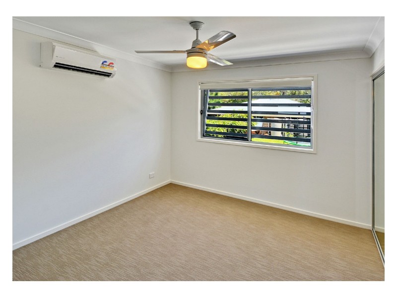 24/17 Greensboro Place, Little Mountain QLD 4551