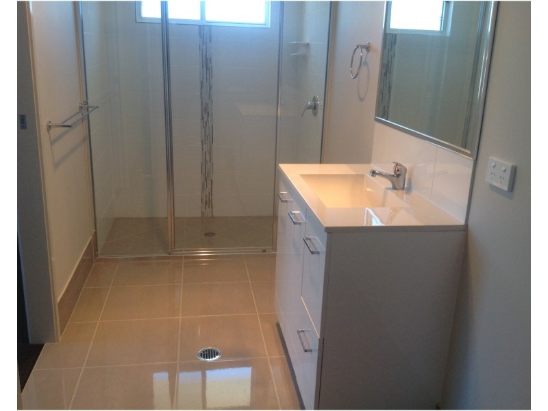 2/42 Featherwood Crescent, Beerwah QLD 4519